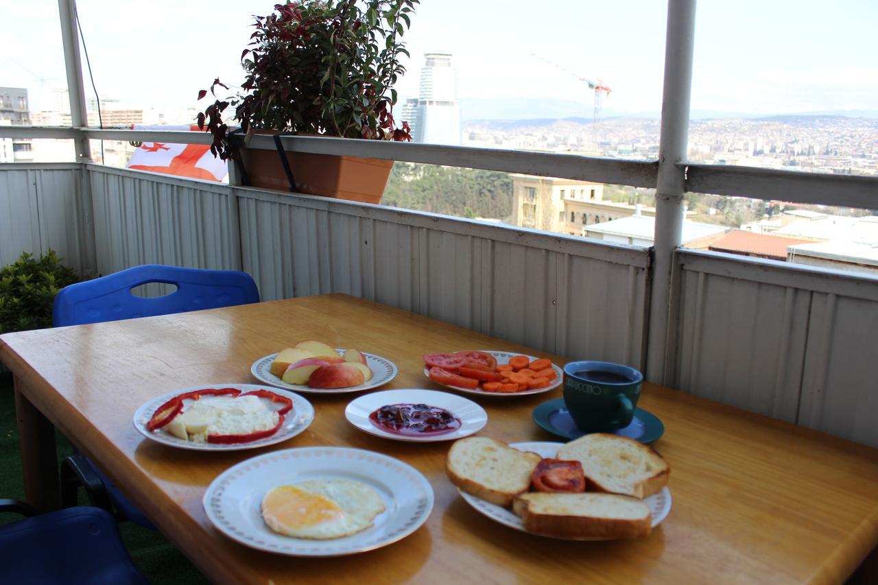 Herrmas Hostel Tbilisi ภายนอก รูปภาพ