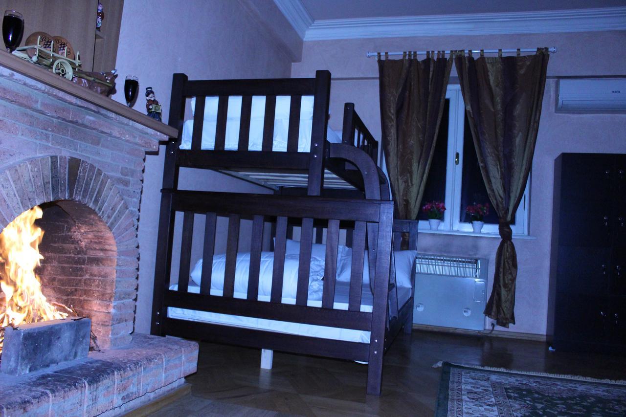 Herrmas Hostel Tbilisi ภายนอก รูปภาพ