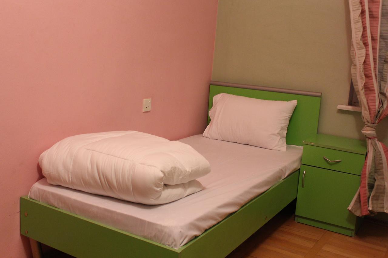 Herrmas Hostel Tbilisi ภายนอก รูปภาพ