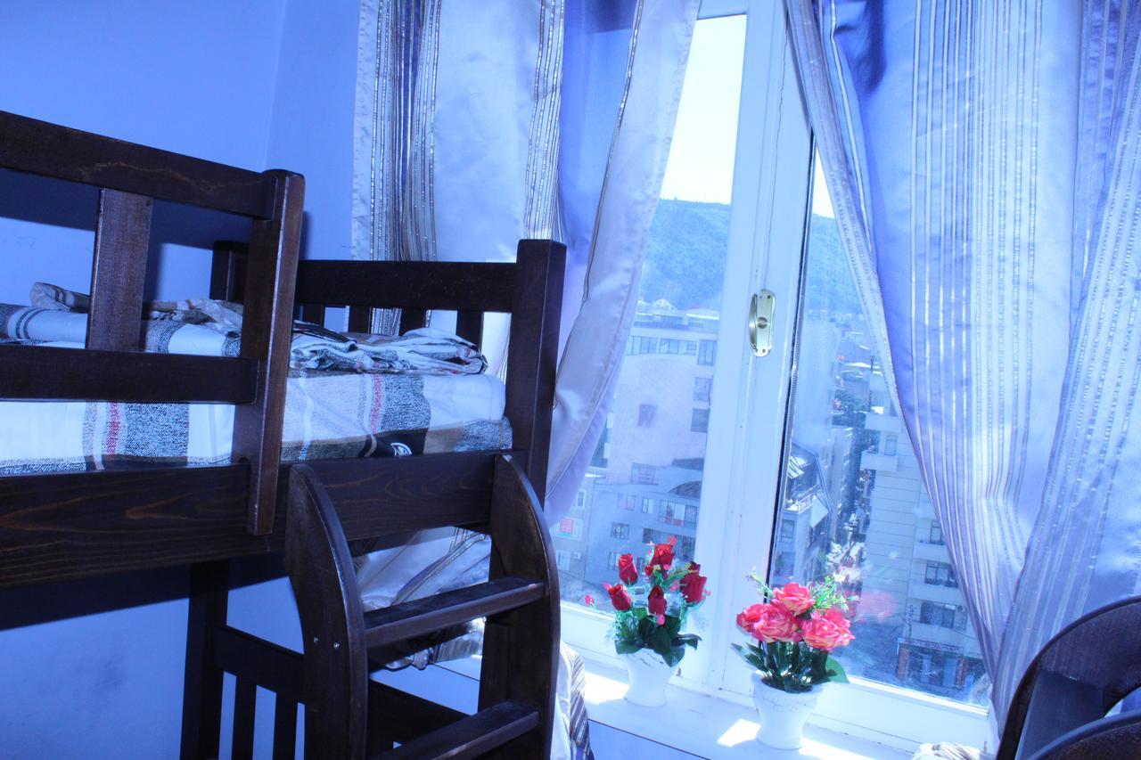 Herrmas Hostel Tbilisi ภายนอก รูปภาพ
